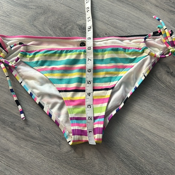 Roxy bathing suit bottoms - Picture 4 of 7